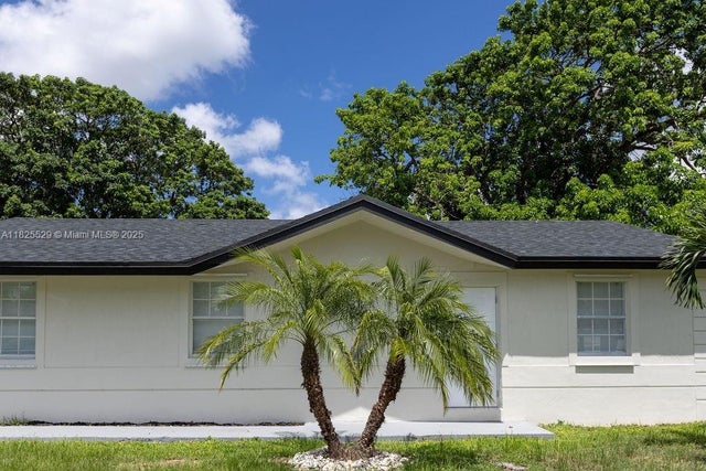 2 of 31 - 355 Sw 17th Ave, Homestead, FL
