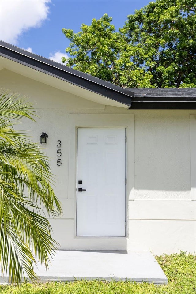 4 of 31 - 355 Sw 17th Ave, Homestead, FL