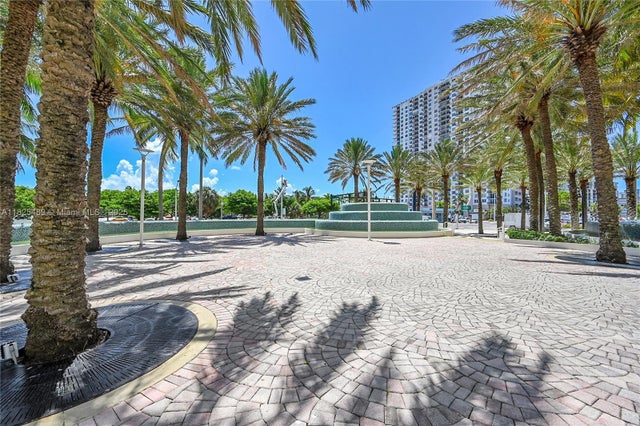 5 of 40 - 1 N Ocean Blvd 1211, Pompano Beach, FL