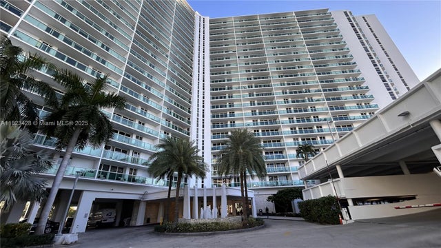 1 of 34 - 100 Bayview Dr 1030, Sunny Isles Beach, FL