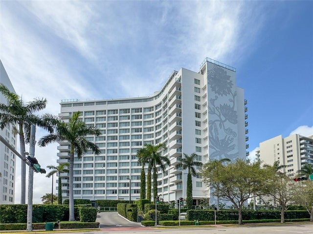 3 of 20 - 1100 West Ave 506, Miami Beach, FL