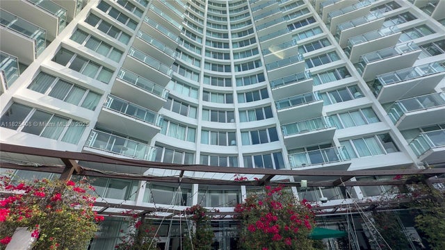 4 of 20 - 1100 West Ave 506, Miami Beach, FL