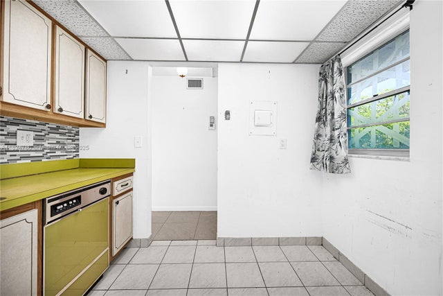 5 of 42 - 3551 Ne 169th St 312, North Miami Beach, FL