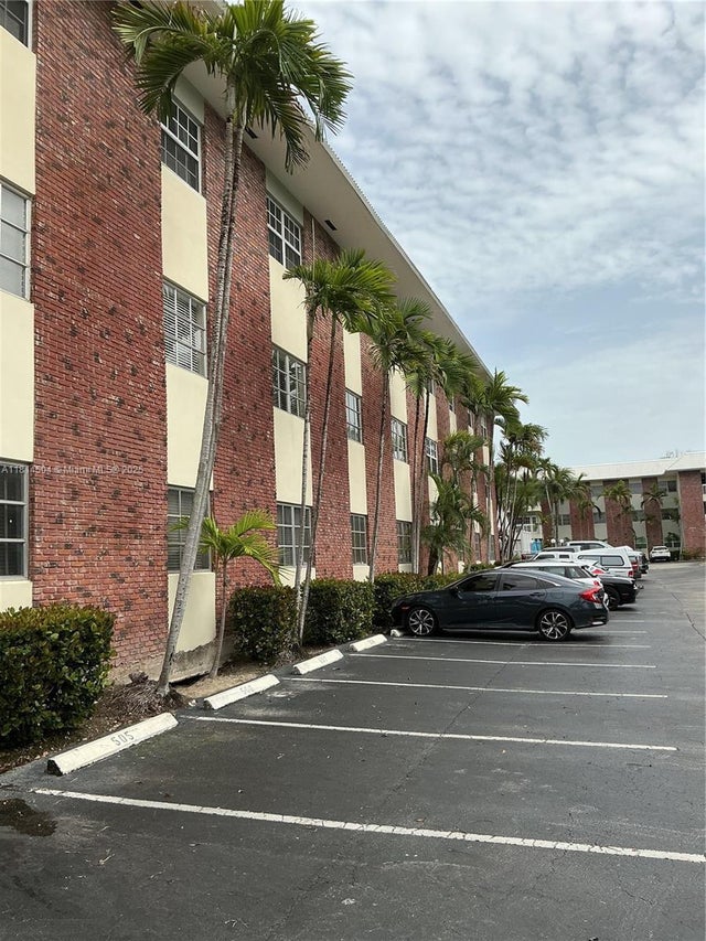 2 of 7 - 2426 Se 17th Cswy 109a, Fort Lauderdale, FL