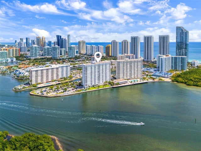 3 of 20 - 500 Bayview Dr 228, Sunny Isles Beach, FL