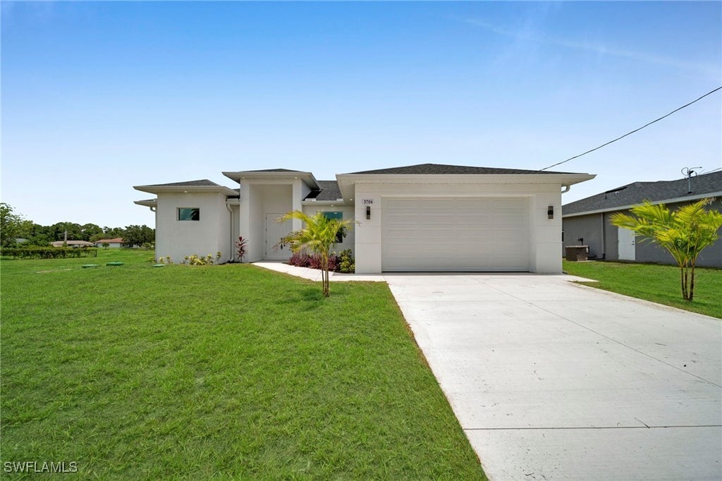 3706 16th St W, Lehigh Acres