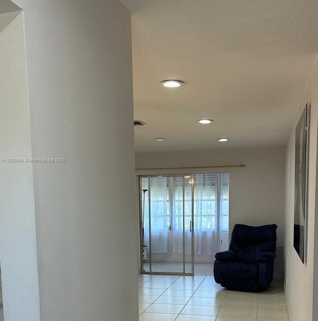 4 of 32 - 2222 Ne 1st Way 202, Boynton Beach, FL