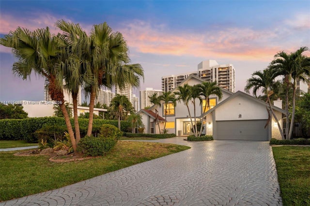 2 of 45 - 413 Holiday, Hallandale Beach, FL
