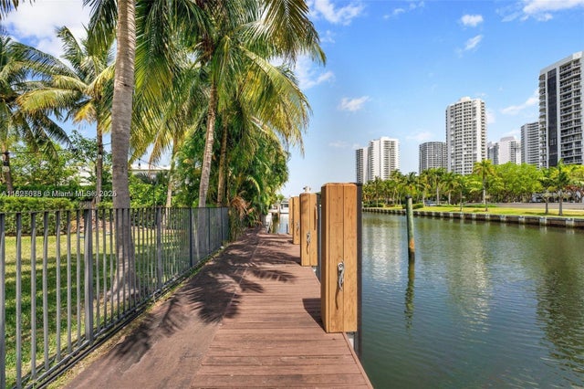 4 of 45 - 413 Holiday, Hallandale Beach, FL