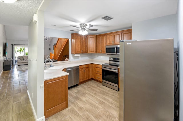 4 of 48 - 894 Ne Sandalwood Pl, Jensen Beach, FL