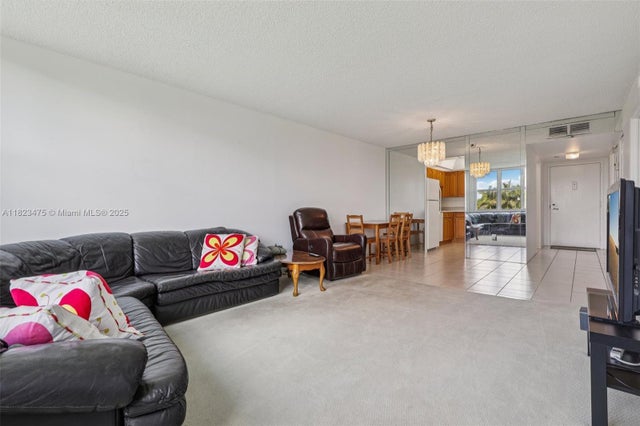 4 of 32 - 900 Saint Charles Pl 420, Pembroke Pines, FL