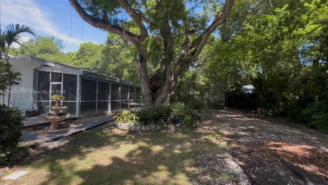 1 of 28 - 349 Mahogany Dr, Key Largo, FL