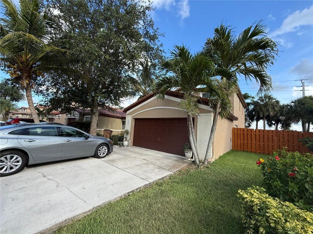 2 of 30 - 4280 Nw 1st Pl, Deerfield Beach, FL