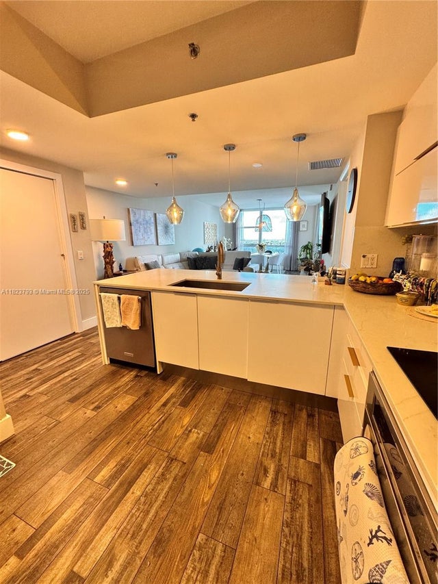 4 of 50 - 2681 N Flamingo Rd 908s, Sunrise, FL