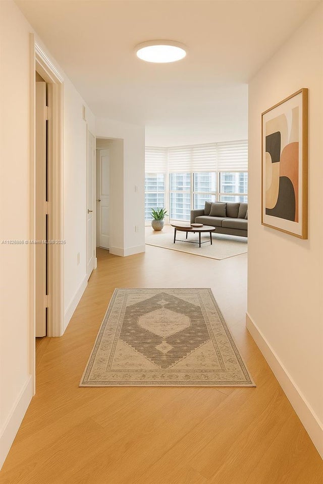 4 of 35 - 6301 Collins Ave 1005, Miami Beach, FL