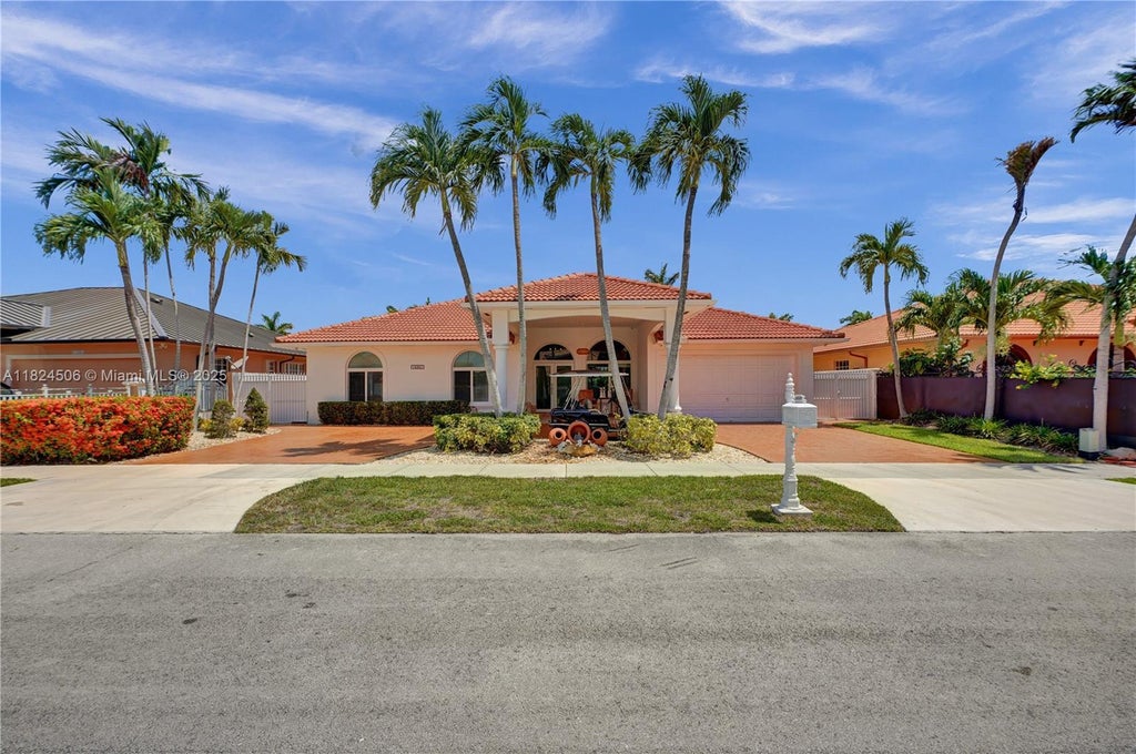 14241 Sw 30th St, Miami