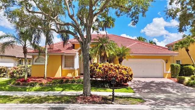 4 of 29 - 2694 Oakbrook Dr, Weston, FL