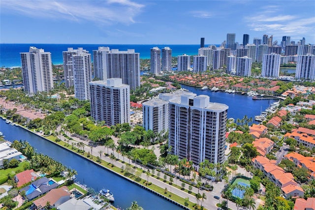1 of 51 - 3640 Yacht Club Dr 1704, Aventura, FL