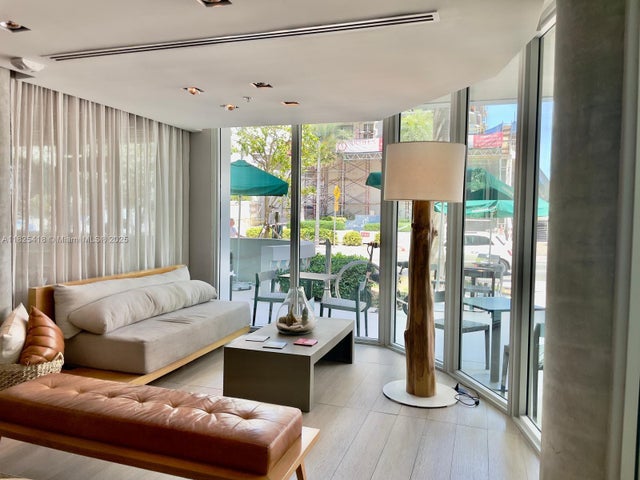 3 of 33 - 6080 Collins Ave 506, Miami Beach, FL