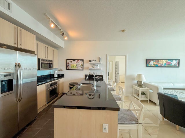 4 of 42 - 79 Sw 12th St 1603-s, Miami, FL