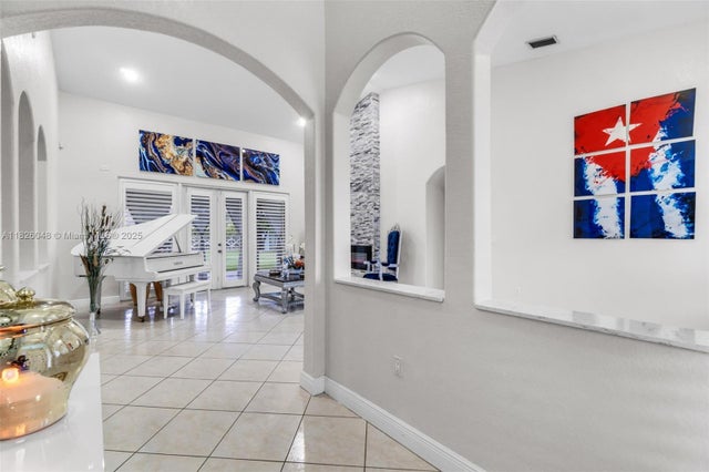 5 of 57 - 16934 Sw 215th Ter, Miami, FL