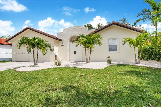 4 of 27 - 14711 Sw 170th Ter, Miami, FL