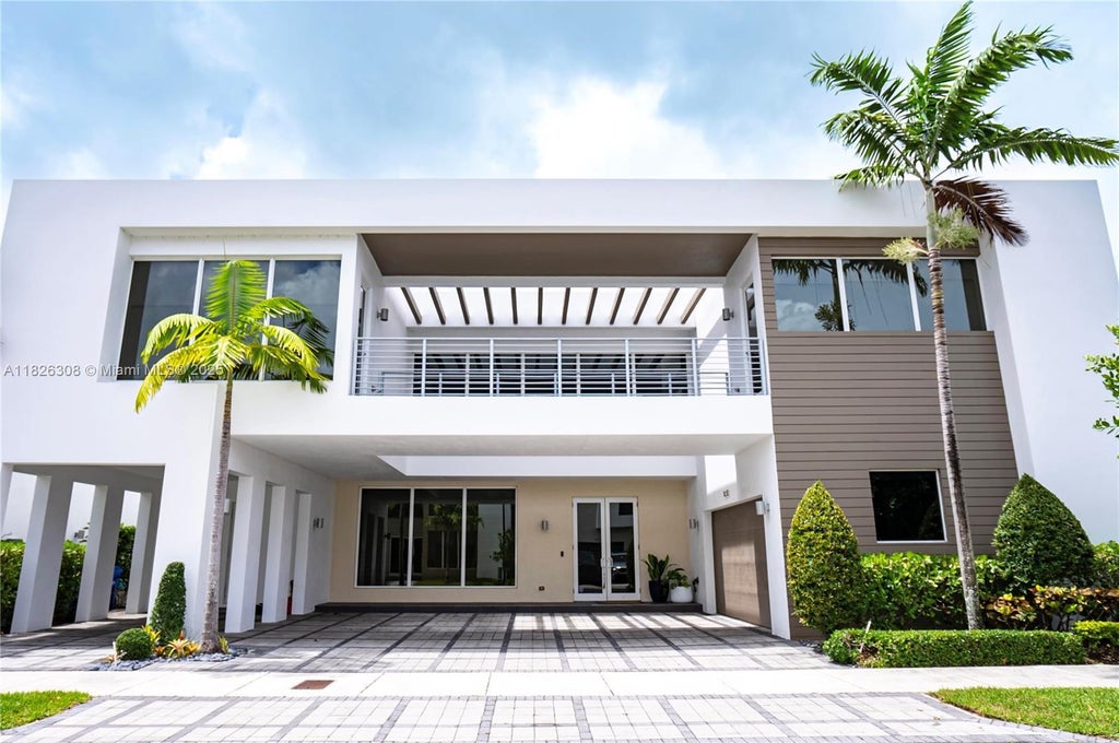 10272 Nw 75th Ter, Doral