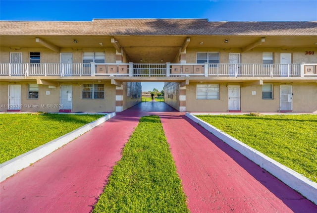 2 of 20 - 301 Nw 177th St. 201, Miami Gardens, FL