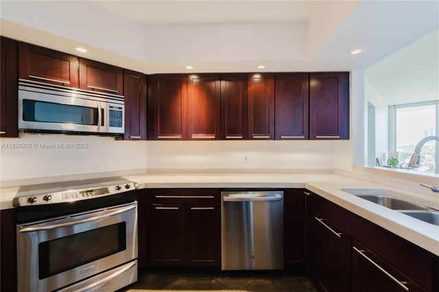 5 of 22 - 1900 Sunset Harbour Dr 703, Miami Beach, FL