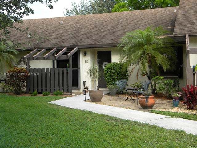 2 of 74 - 77 Via De Casas Norte, Boynton Beach, FL