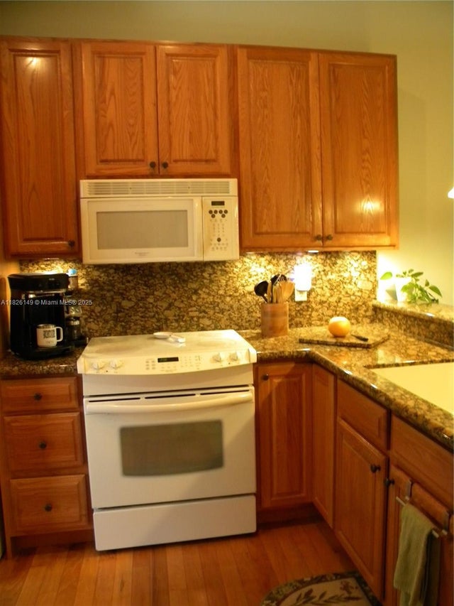 5 of 74 - 77 Via De Casas Norte, Boynton Beach, FL