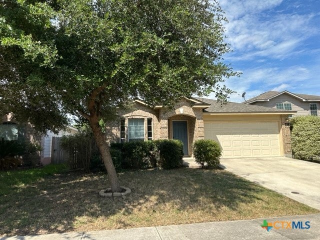 221 Roadrunner Avenue, New Braunfels