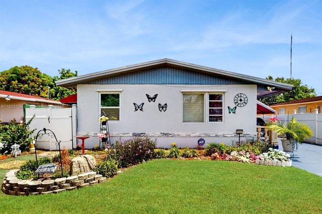 3 of 30 - 5637 Sw 40th St, West Park, FL