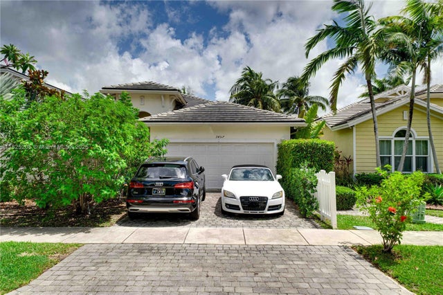 2 of 49 - 3457 Ne 2nd St, Homestead, FL