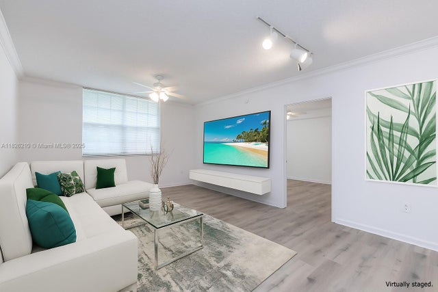 1 of 26 - 1919 Van Buren St 205a, Hollywood, FL