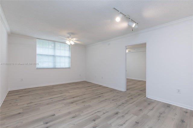 4 of 26 - 1919 Van Buren St 205a, Hollywood, FL