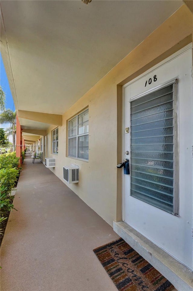 5 of 53 - 2106 Ne 56th Ct 108, Fort Lauderdale, FL