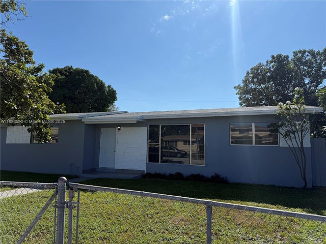 1 of 18 - 954 W 72nd Pl, Hialeah, FL