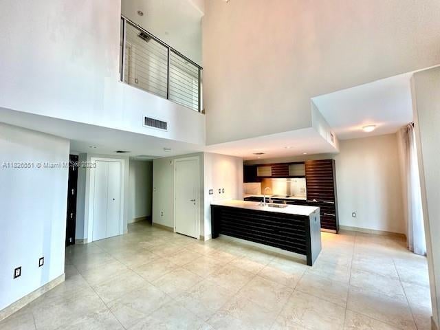 5 of 12 - 200 Biscayne Boulevard Way 701, Miami, FL