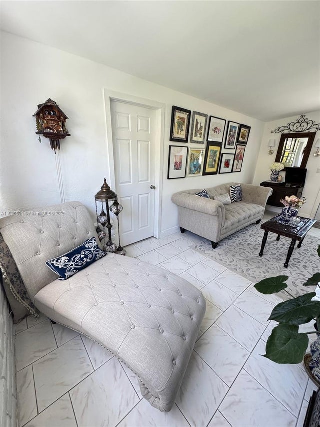 3 of 22 - 3820 Sw 47th Ave, West Park, FL