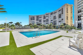 Photo of Listing #A11823534