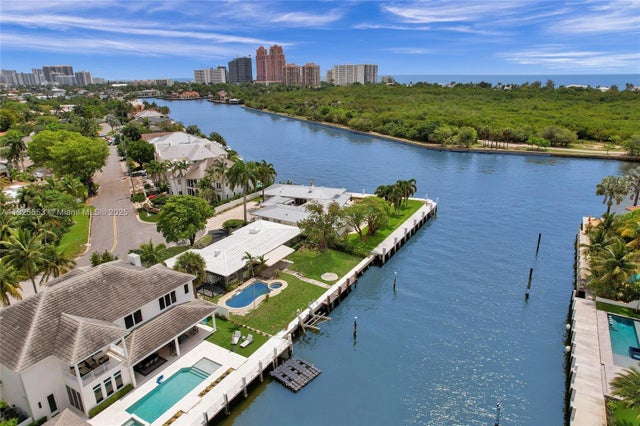 3 of 7 - 2756 Ne 18th St, Fort Lauderdale, FL
