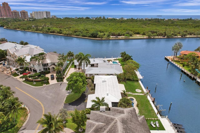 4 of 7 - 2756 Ne 18th St, Fort Lauderdale, FL