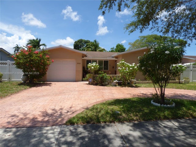 1 of 18 - 5501 Johnson St, Hollywood, FL