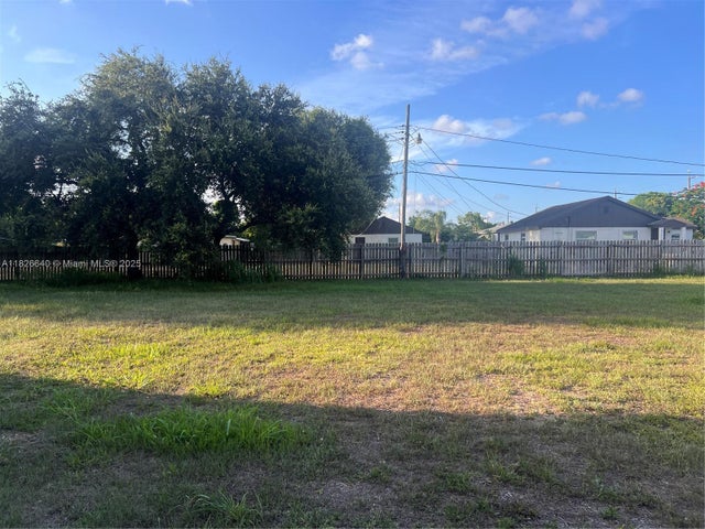 4 of 32 - 4475 Kirk Rd, Lake Worth, FL