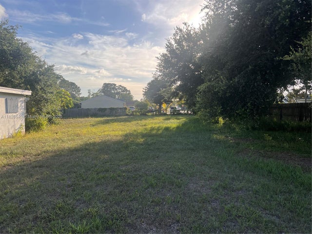 5 of 32 - 4475 Kirk Rd, Lake Worth, FL