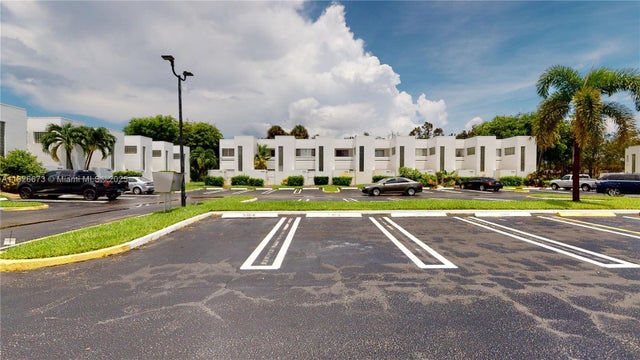 5 of 15 - 5130 Elmhurst Rd H, West Palm Beach, FL