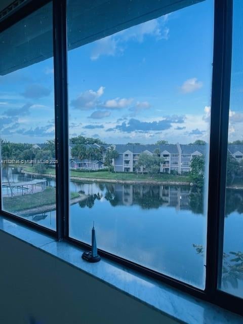 2 of 9 - 8020 Hampton Blvd 501, North Lauderdale, FL