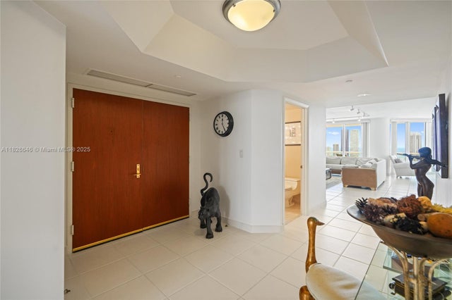 4 of 73 - 7000 Island Blvd 2909, Aventura, FL