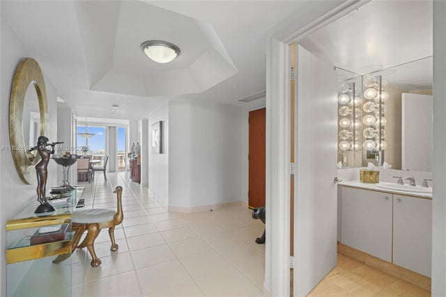 5 of 73 - 7000 Island Blvd 2909, Aventura, FL